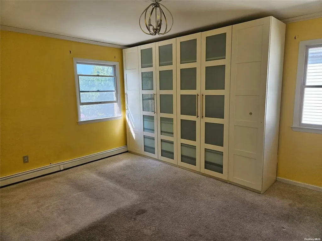 263 Marcus Avenue New Hyde Park NY 11040
