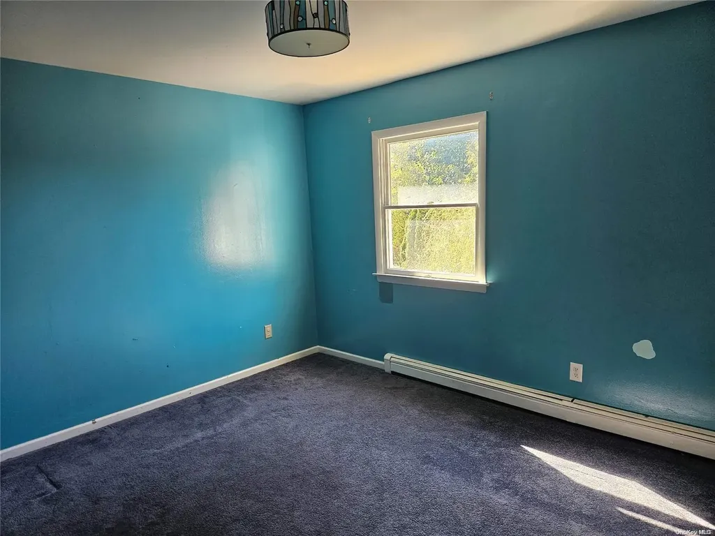 263 Marcus Avenue New Hyde Park NY 11040