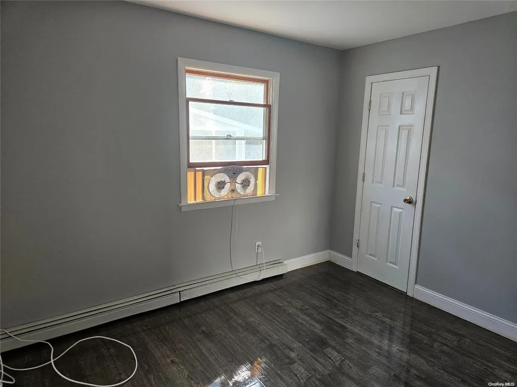 263 Marcus Avenue New Hyde Park NY 11040