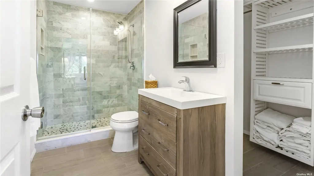 19 Rogers Lane Remsenburg NY 11960