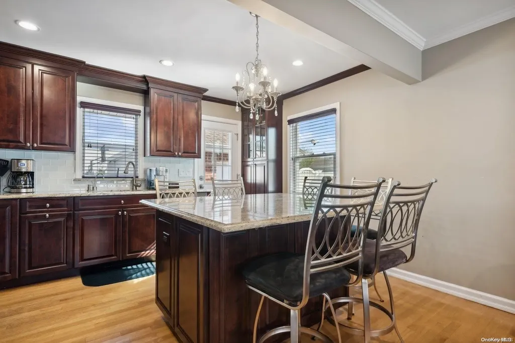 2759 Beach Drive Merrick NY 11566