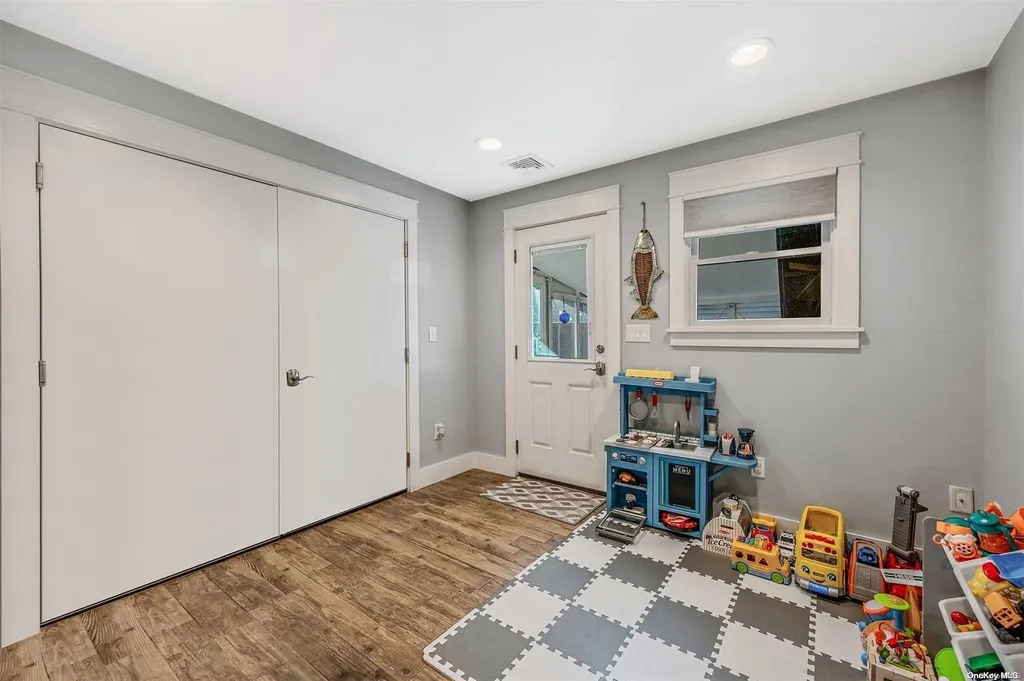 122 Prospect Street Babylon NY 11702