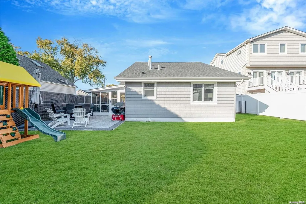 122 Prospect Street Babylon NY 11702
