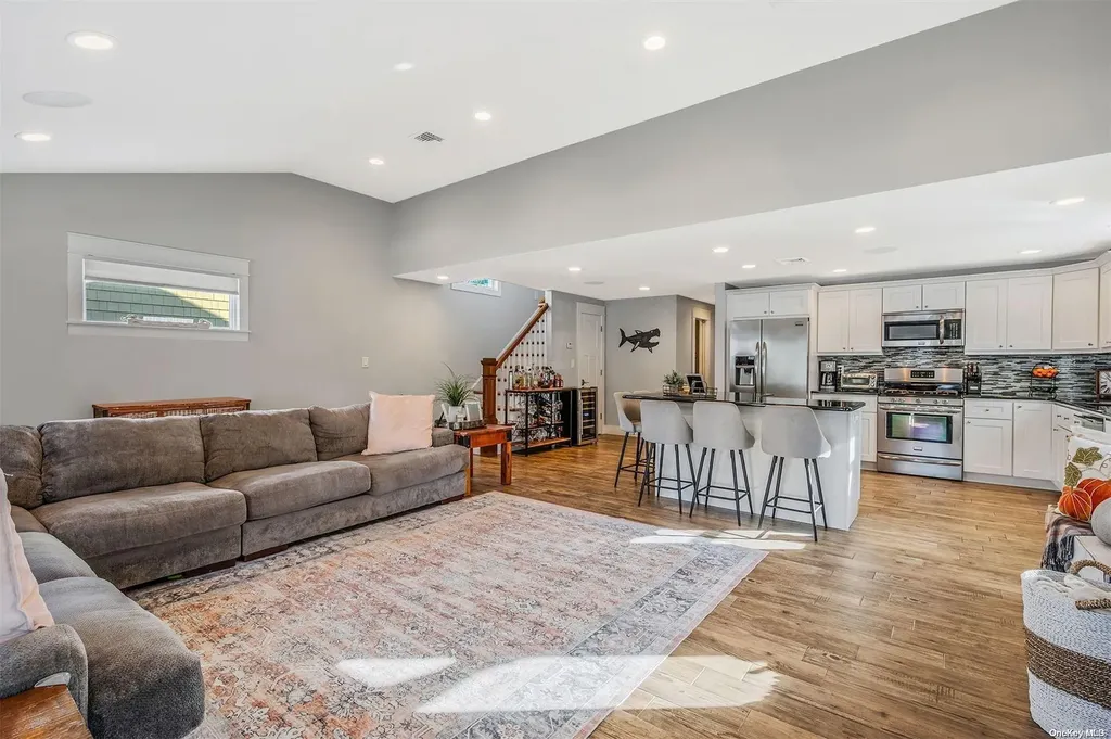 122 Prospect Street Babylon NY 11702