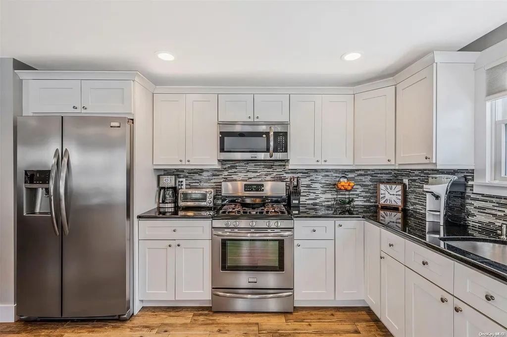 122 Prospect Street Babylon NY 11702