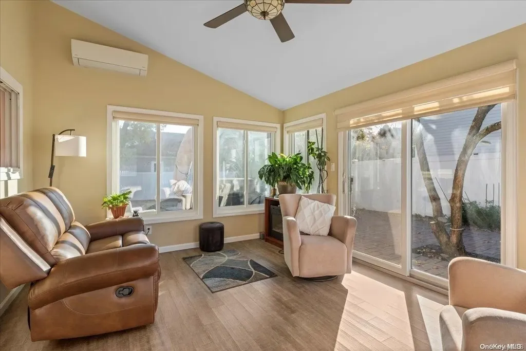 1 Meade Court Bethpage NY 11714