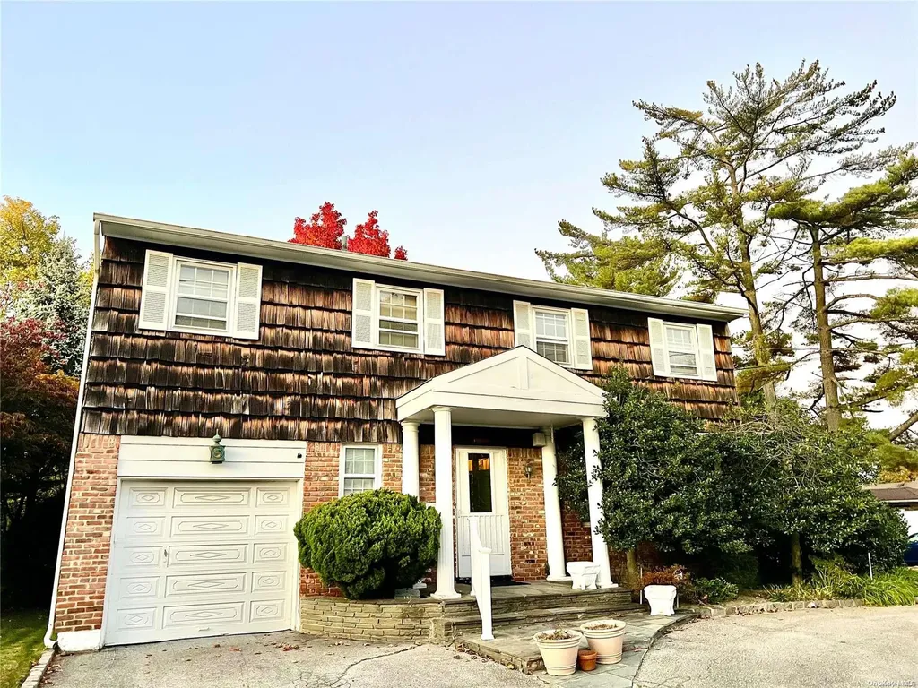 132 Combs Avenue Woodmere NY 11598