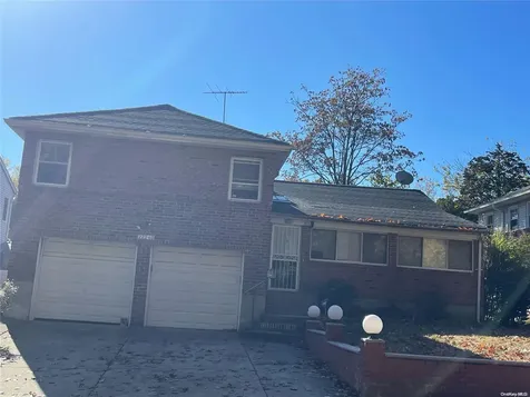 222-60 Birmington Parkway Oakland Gardens NY 11364