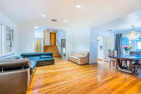 222-60 Birmington Parkway Oakland Gardens NY 11364