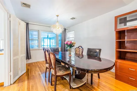 222-60 Birmington Parkway Oakland Gardens NY 11364