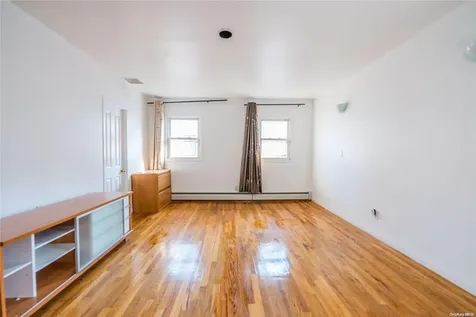 222-60 Birmington Parkway Oakland Gardens NY 11364