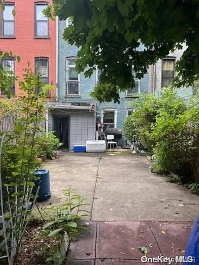 599 Macon Street Brooklyn NY 11233