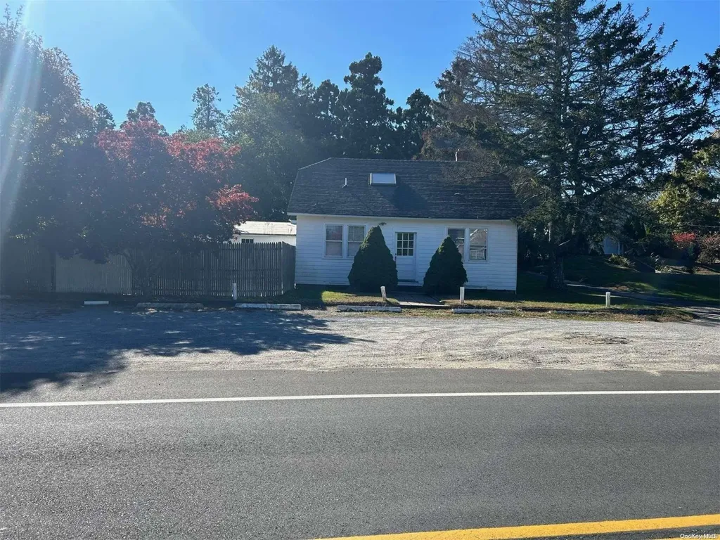 372 Lumber Lane Bridgehampton NY 11932