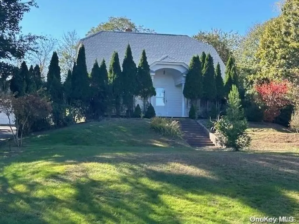 372 Lumber Lane Bridgehampton NY 11932