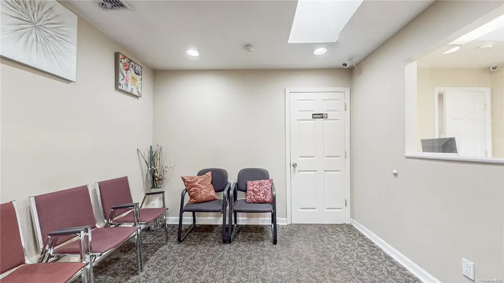 1309 Dutch Broadway Valley Stream NY 11580