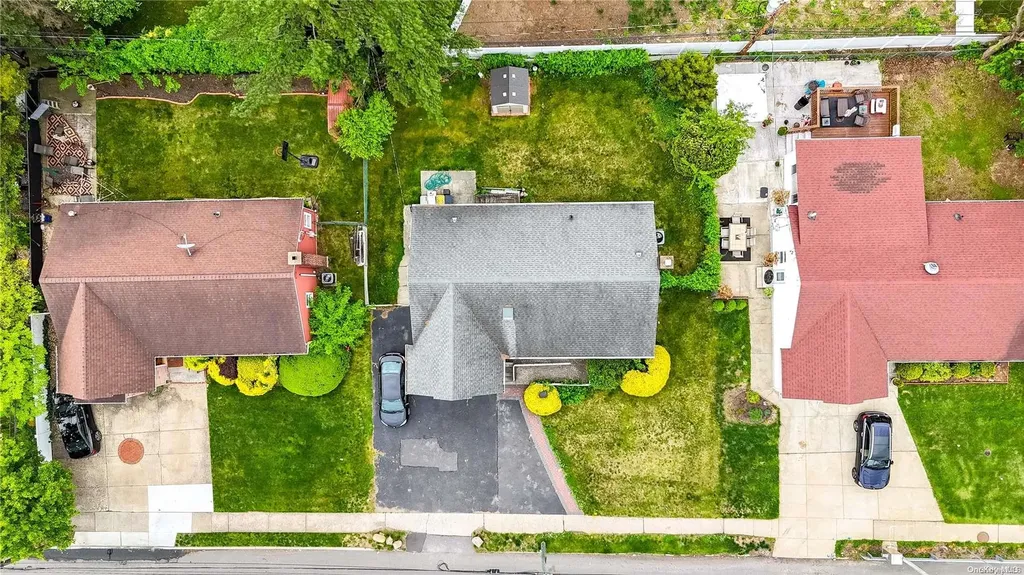 1309 Dutch Broadway Valley Stream NY 11580