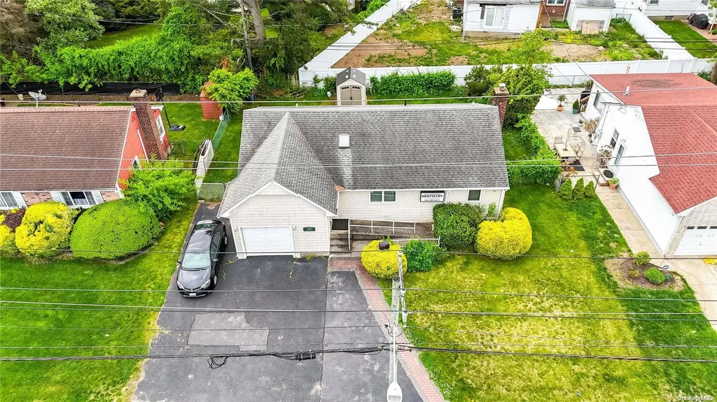 1309 Dutch Broadway Valley Stream NY 11580