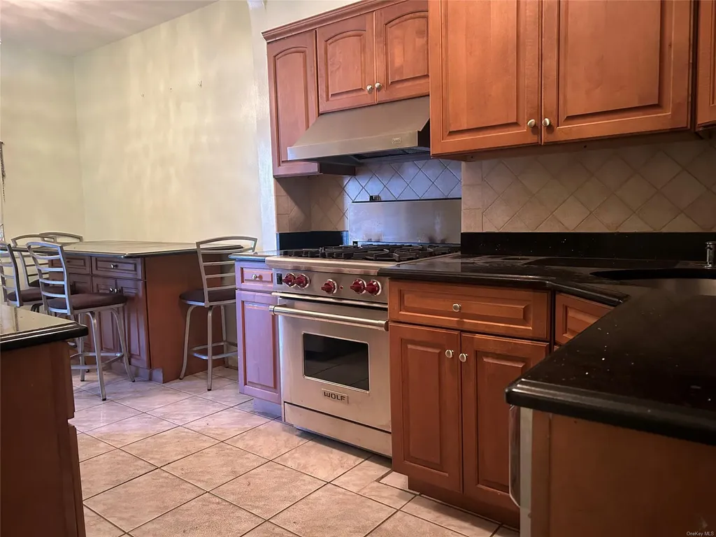 5304 Avenue H Brooklyn NY 11234