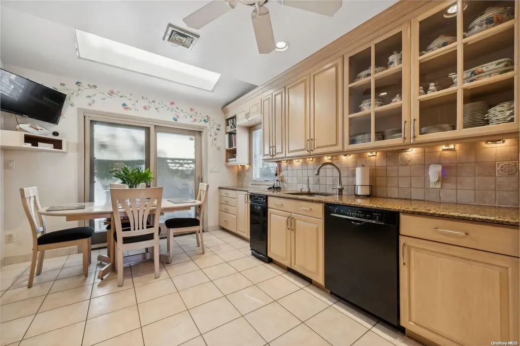 911 Midway Woodmere NY 11598