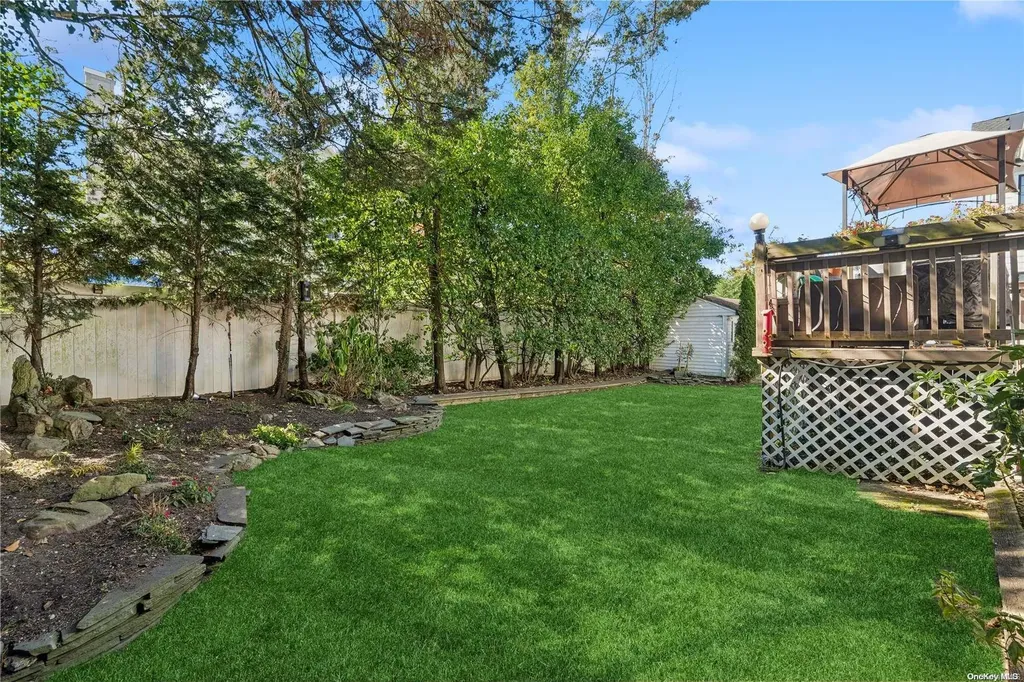 911 Midway Woodmere NY 11598