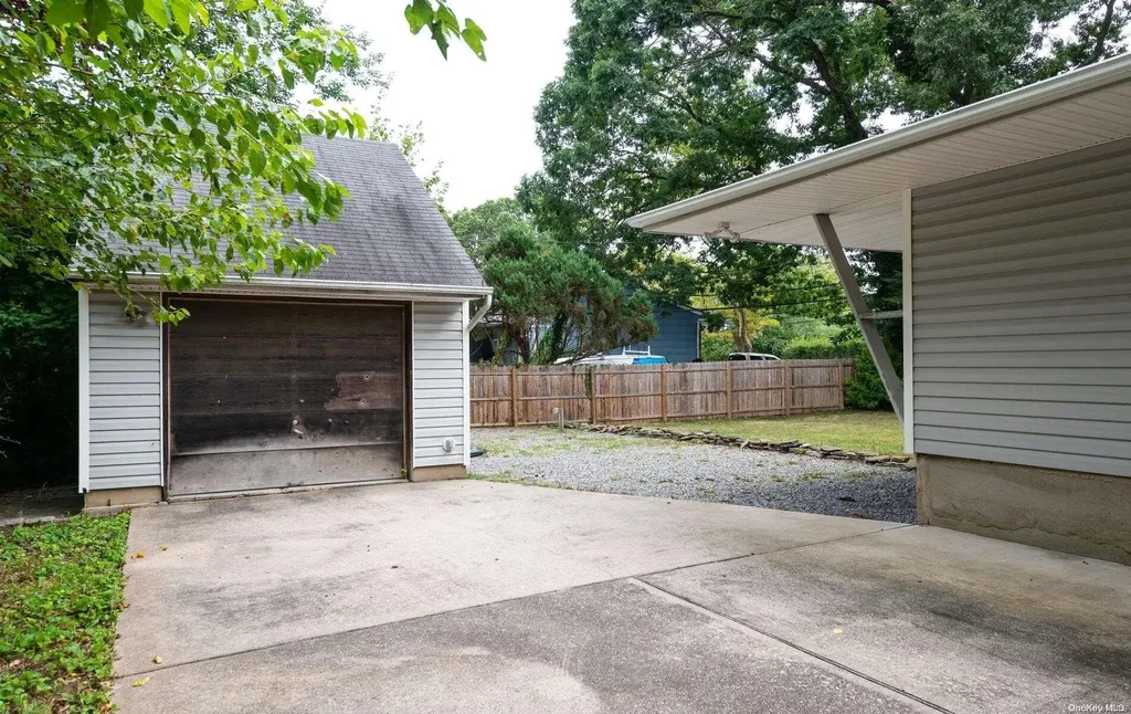 2 Candy Lane Huntington Station NY 11746