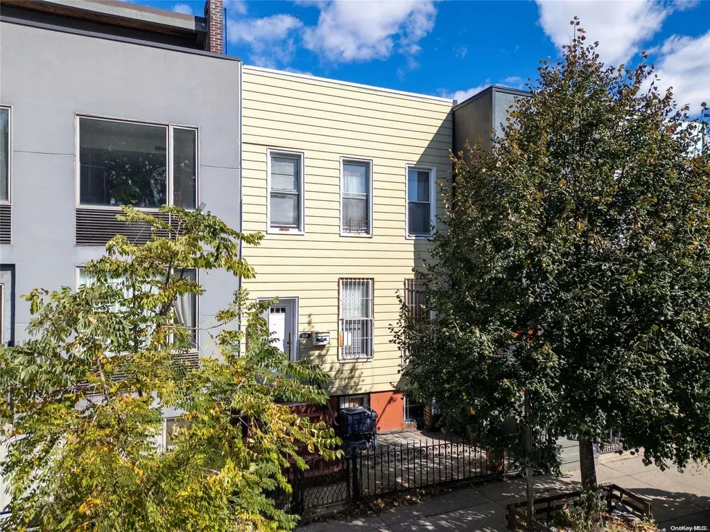 415a 17th Street Brooklyn NY 11215