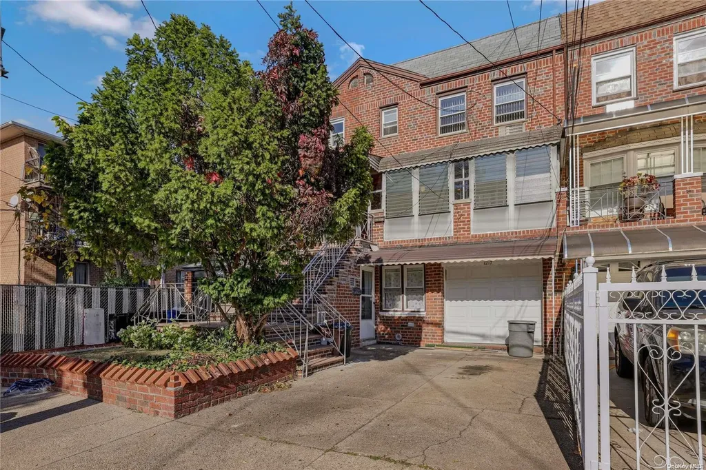 1217 E 86th Street Brooklyn NY 11236