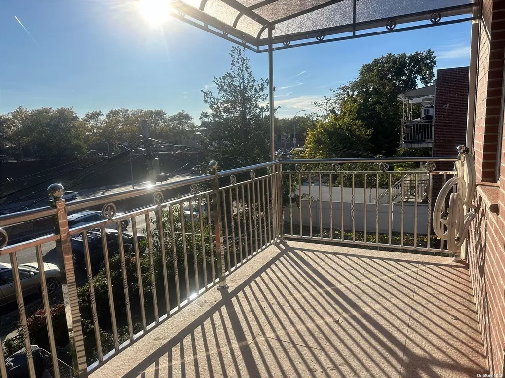 138-42 60 Avenue Flushing NY 11355