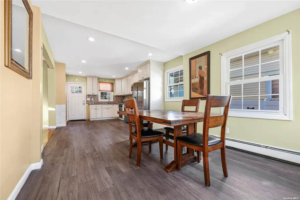 27 Albemarle Avenue Hempstead NY 11550