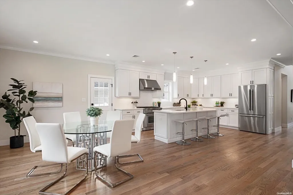 2203 Hillside Avenue Bellmore NY 11710