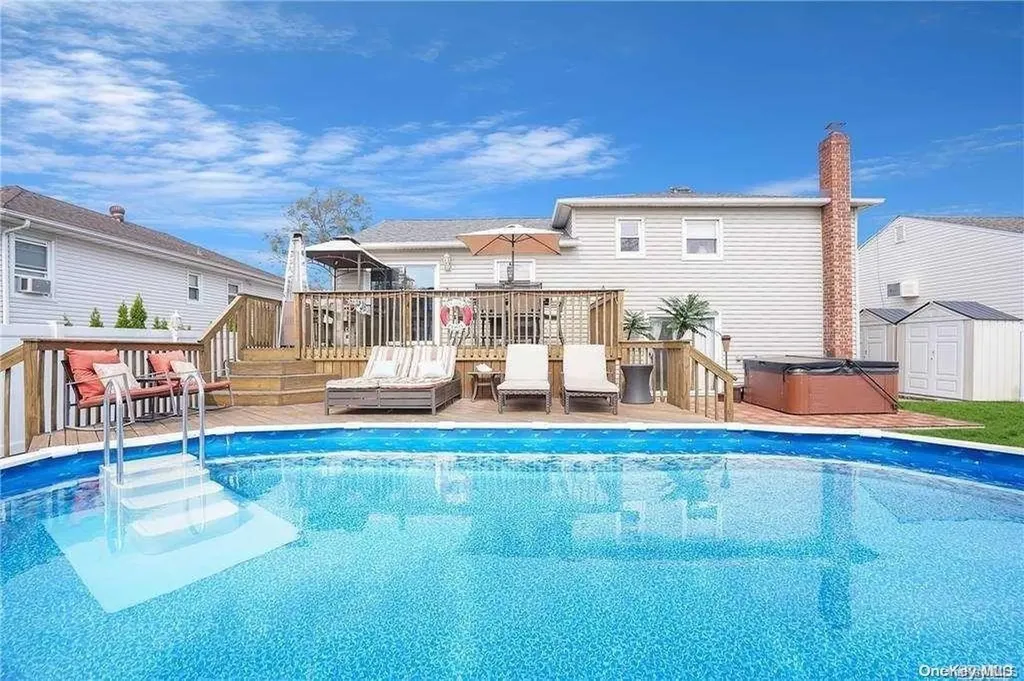 387 Montgomery Avenue Oceanside NY 11572