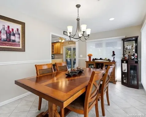 1382 America Avenue West Babylon NY 11704