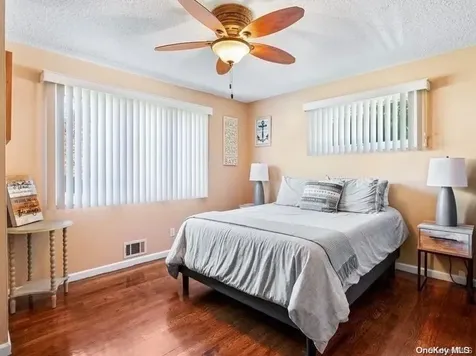 1382 America Avenue West Babylon NY 11704