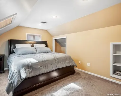 1382 America Avenue West Babylon NY 11704