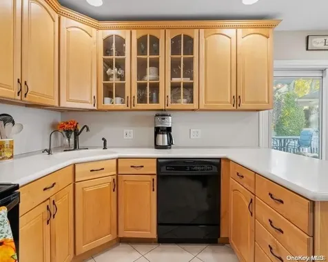 1382 America Avenue West Babylon NY 11704