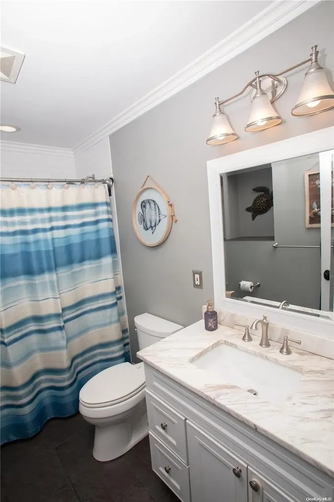 2 Johnson Court Babylon NY 11702