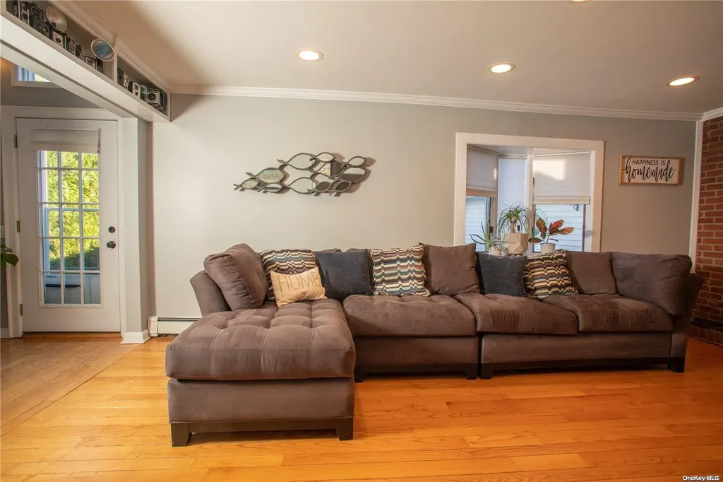 2 Johnson Court Babylon NY 11702