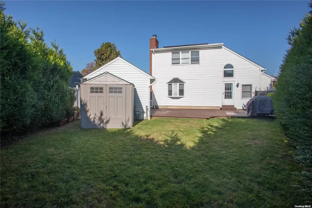 2 Johnson Court Babylon NY 11702