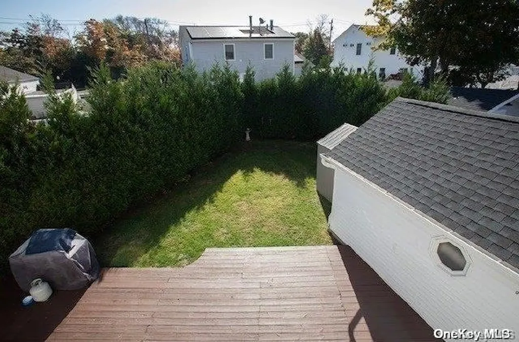 2 Johnson Court Babylon NY 11702
