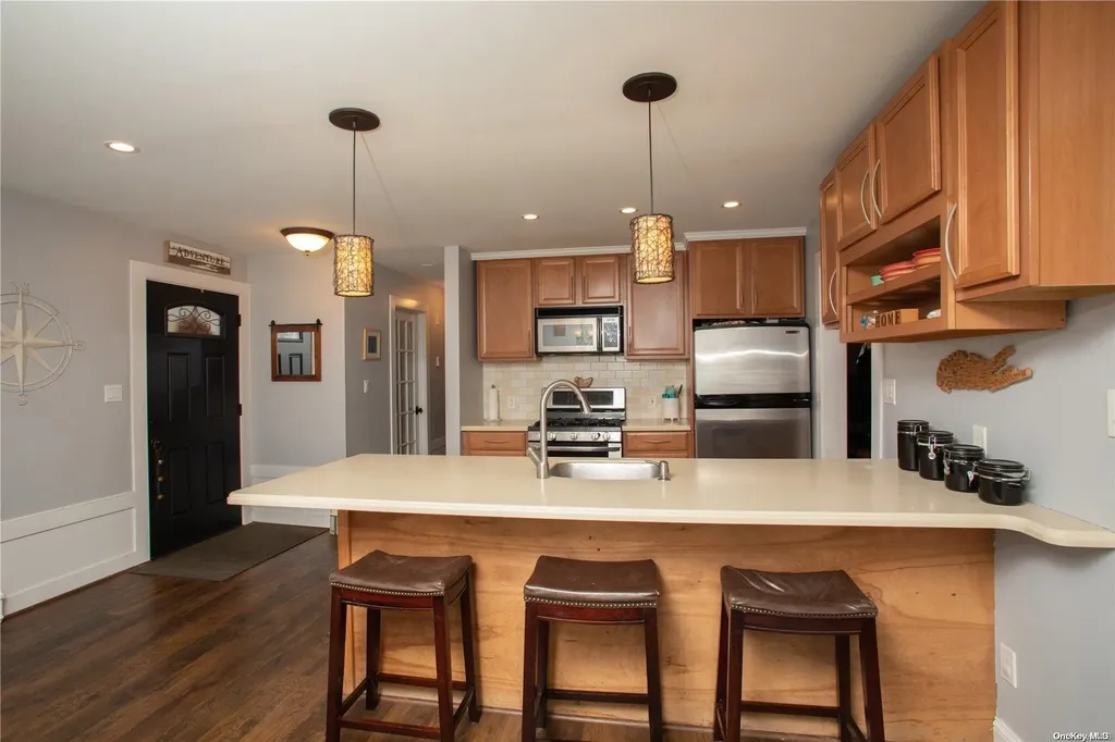 2 Johnson Court Babylon NY 11702