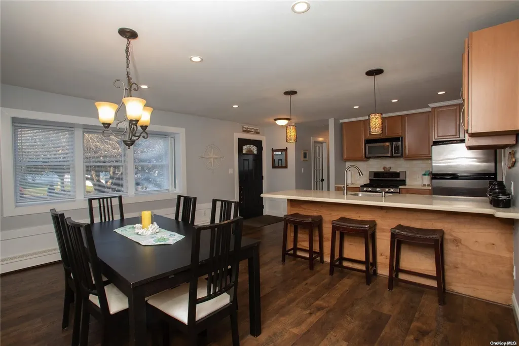 2 Johnson Court Babylon NY 11702