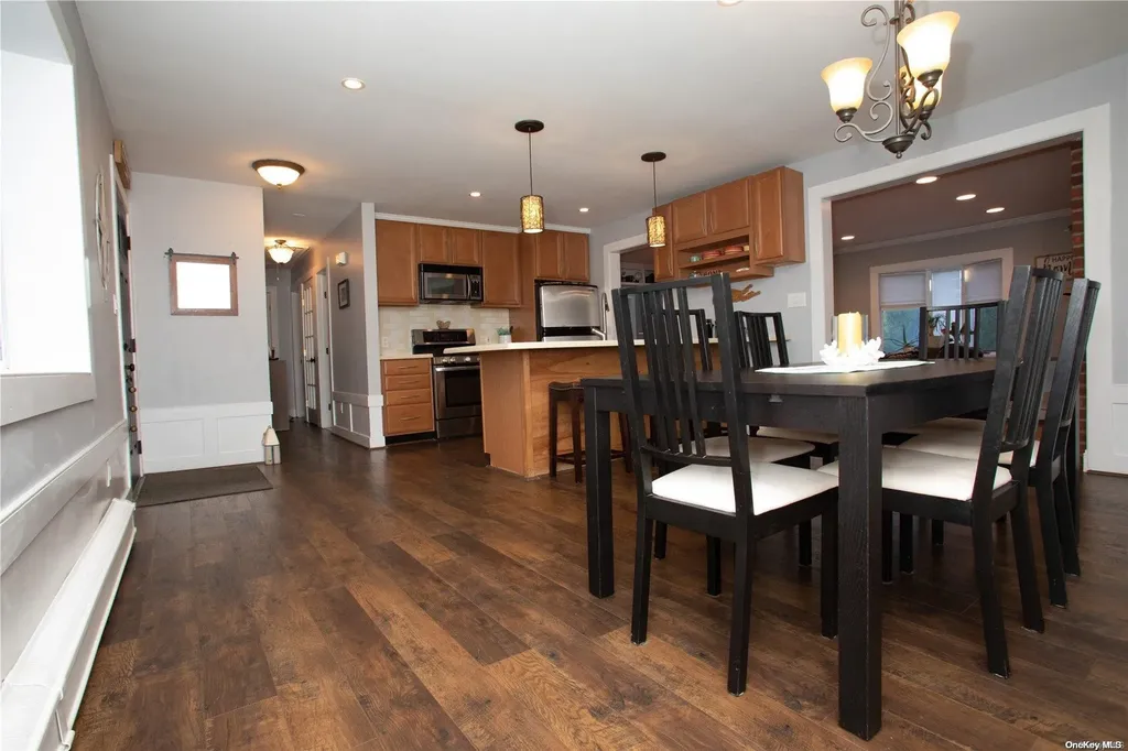 2 Johnson Court Babylon NY 11702