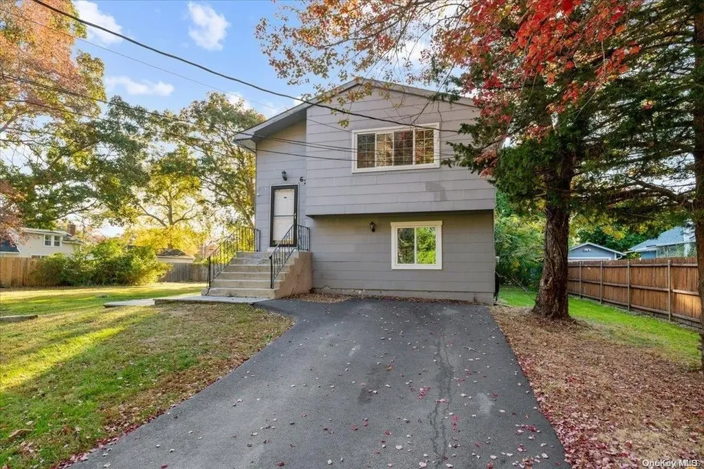 62 Longfellow Drive Mastic Beach NY 11951