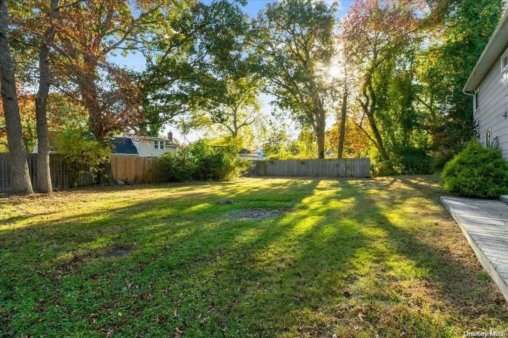 62 Longfellow Drive Mastic Beach NY 11951