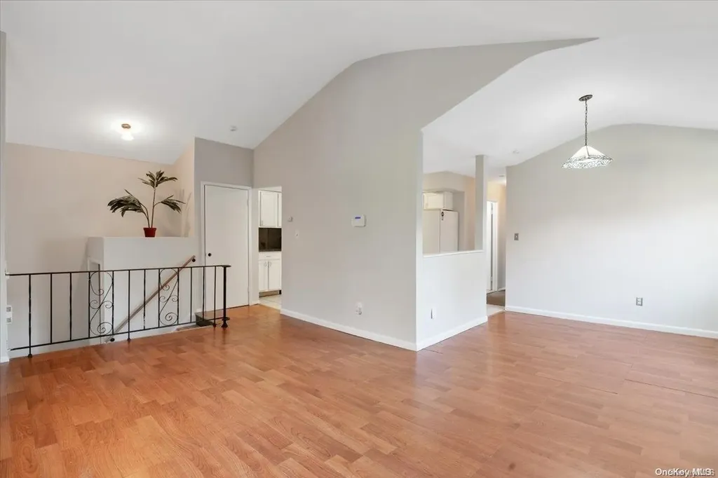 62 Longfellow Drive Mastic Beach NY 11951