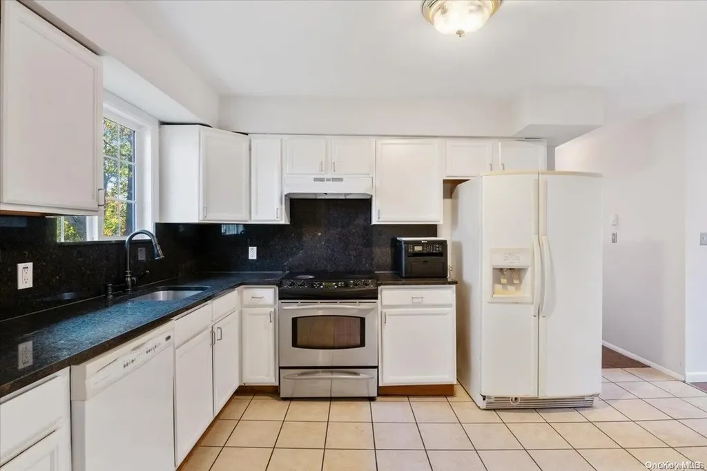 62 Longfellow Drive Mastic Beach NY 11951