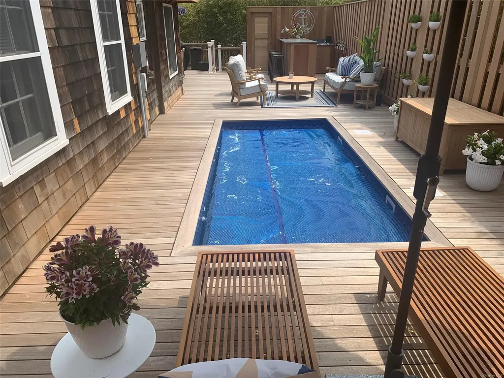 507 Bayberry Walk Ocean Beach NY 11770