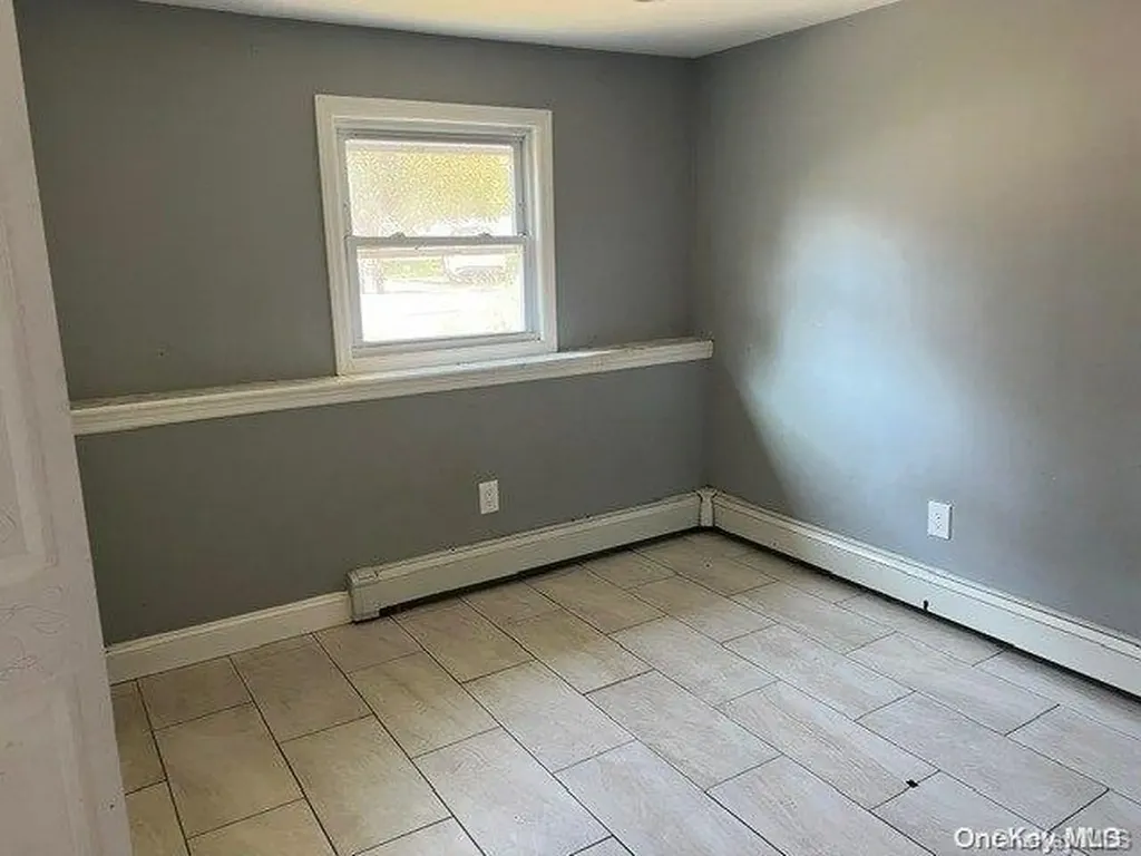 99 Calebs Path Central Islip NY 11722