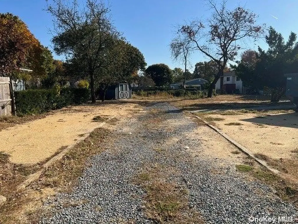 99 Calebs Path Central Islip NY 11722