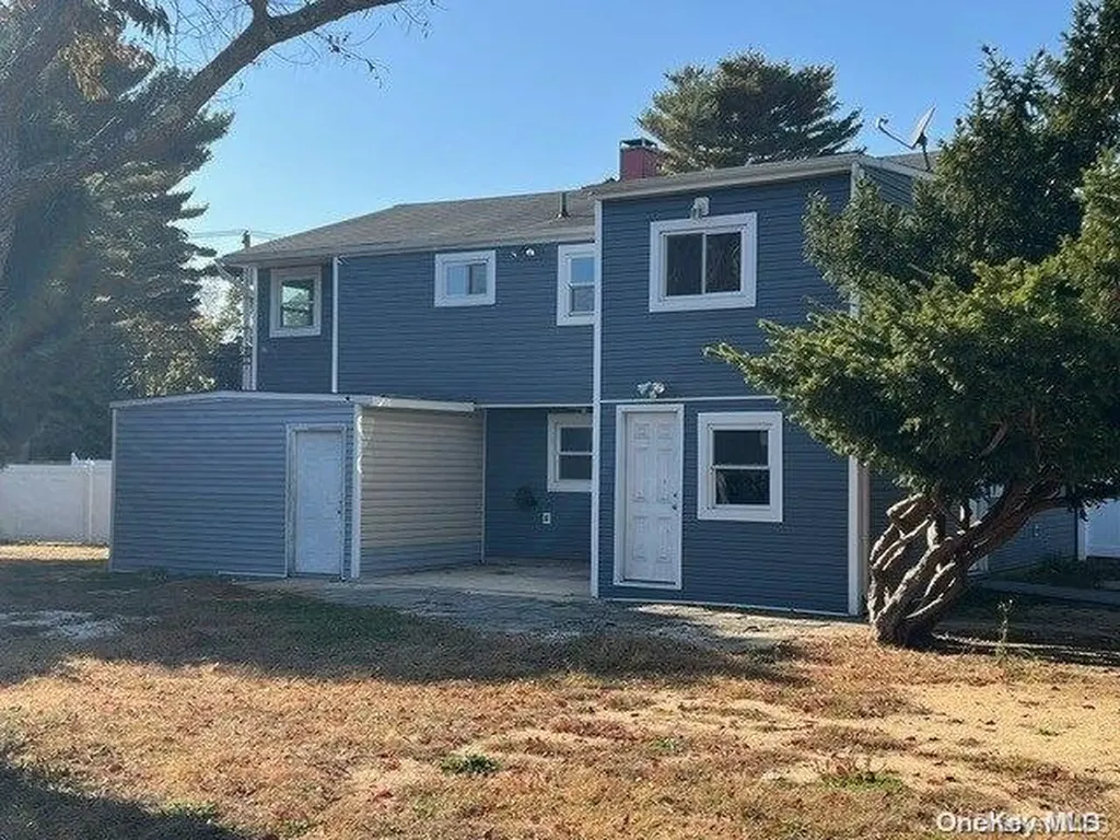 99 Calebs Path Central Islip NY 11722